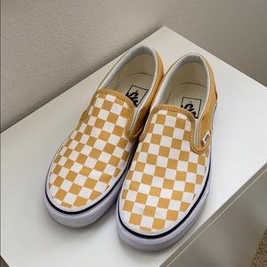 Yellow Checkered Vans (W 7/BOYS 5.5)